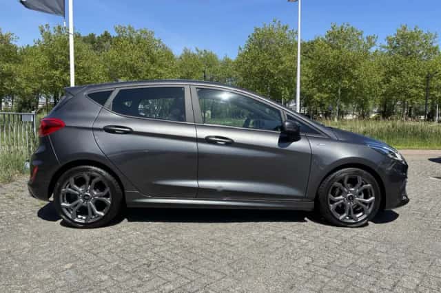 Ford Fiesta (2021) thumbnail 9