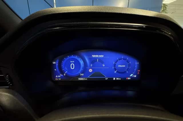 Ford Focus (2022) thumbnail 11