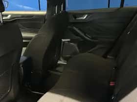Ford Focus (2022) thumbnail 8