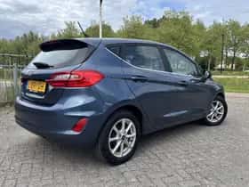 Ford Fiesta (2021) thumbnail 2
