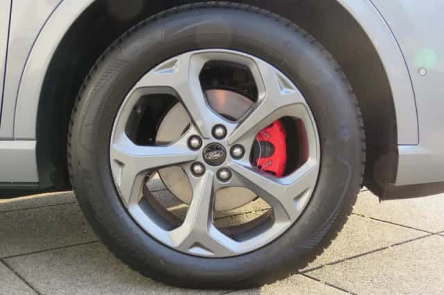 Ford Kuga (2025) thumbnail 5