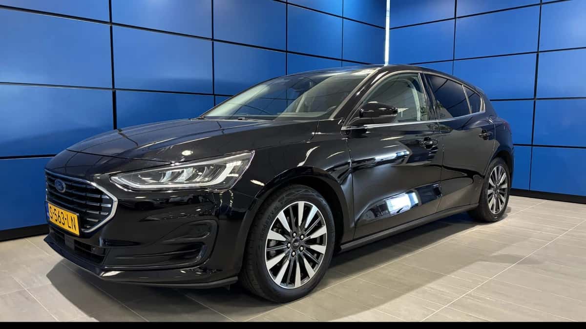 Ford Focus (2023) — foto 1