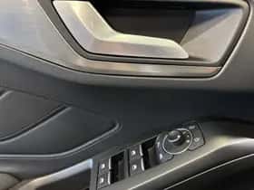 Ford Focus (2023) thumbnail 18