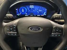 Ford Focus (2023) thumbnail 3