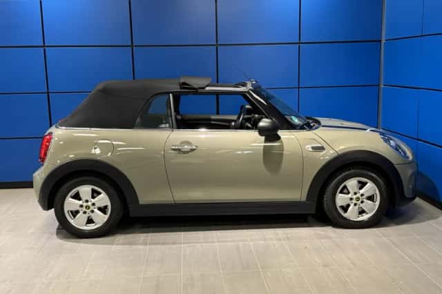 MINI One (2019) thumbnail 15
