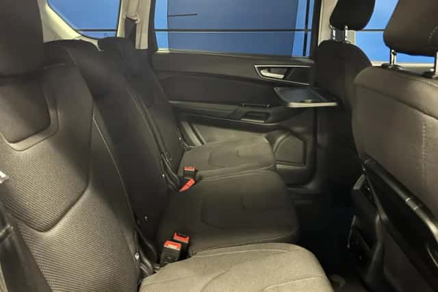 Ford S-Max (2017) thumbnail 14