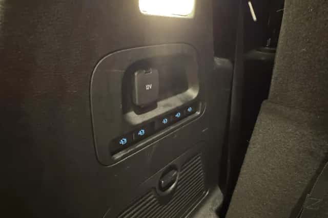Ford S-Max (2017) thumbnail 17