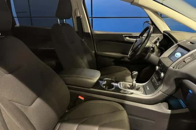 Ford S-Max (2017) thumbnail 10