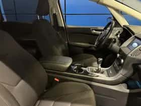 Ford S-Max (2017) thumbnail 10