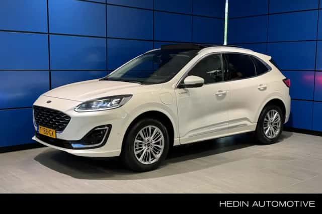 Ford Kuga (2023) thumbnail 1