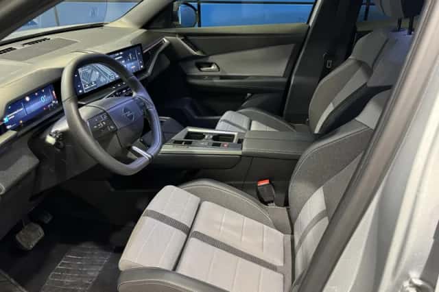 Opel Grandland (2025) thumbnail 3