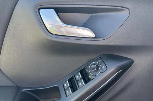 Ford Puma (2023) thumbnail 24
