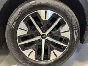 Ford Explorer (2024) thumbnail 2