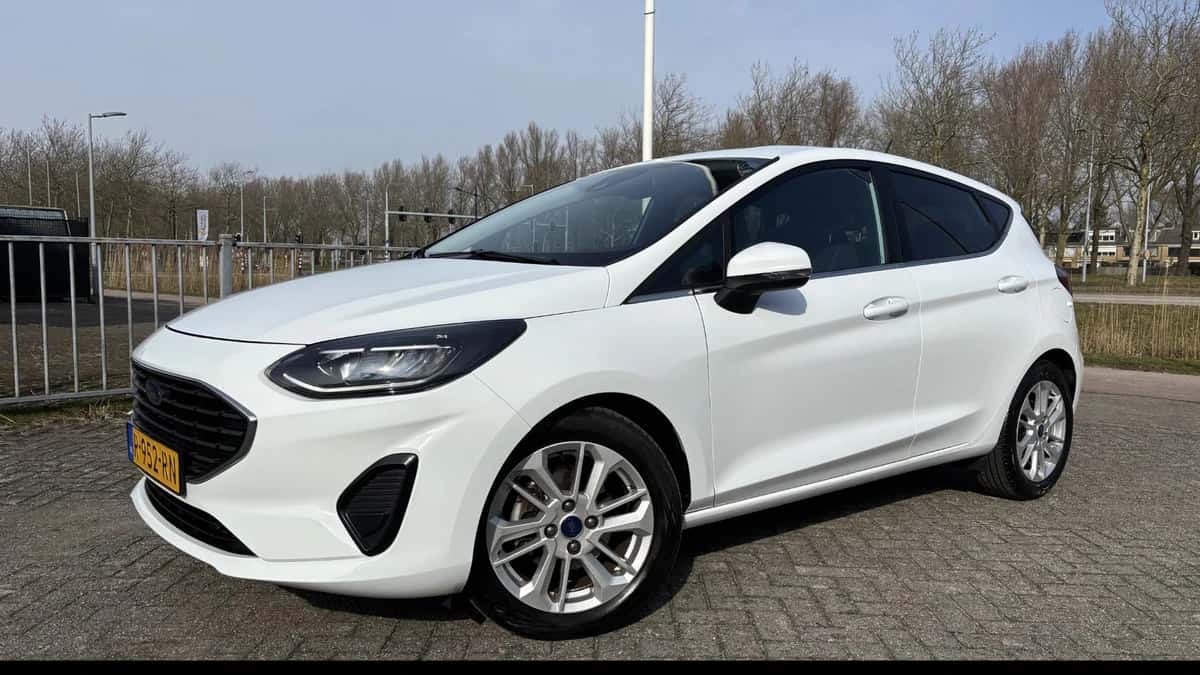 Ford Fiesta (2022) — foto 1