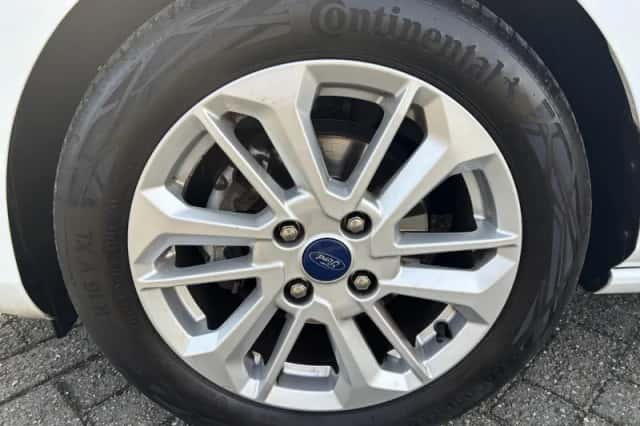Ford Fiesta (2022) thumbnail 13