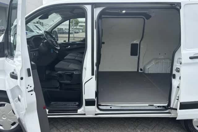 Ford Transit Custom (2021) thumbnail 9