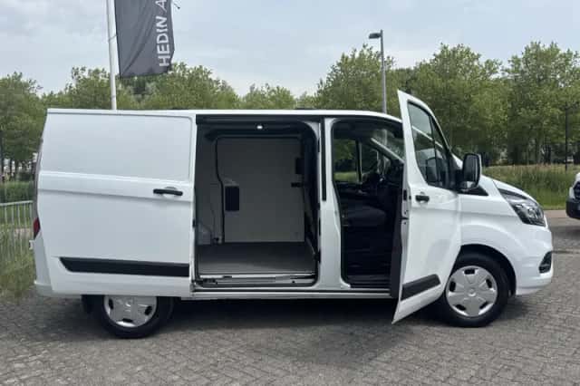Ford Transit Custom (2021) thumbnail 10