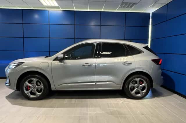 Ford Kuga (2026) thumbnail 2