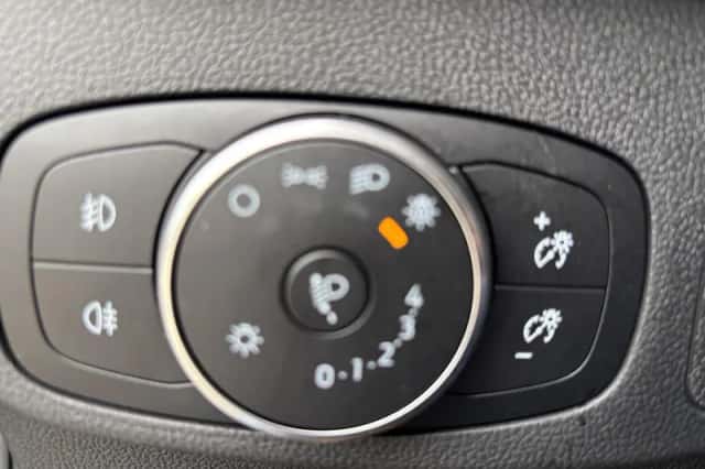 Ford Focus (2025) thumbnail 12