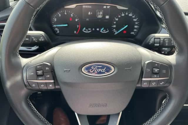 Ford Fiesta (2021) thumbnail 3