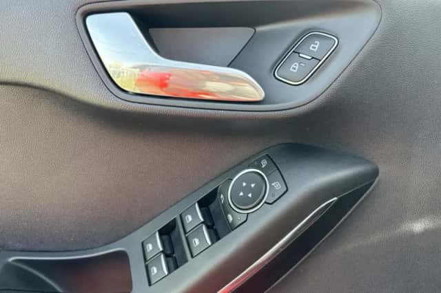 Ford Fiesta (2021) thumbnail 9