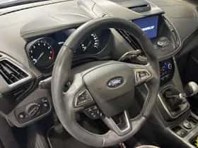 Ford Kuga (2019) thumbnail 21