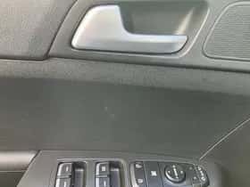 Kia Sportage (2018) thumbnail 17