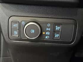 Ford Kuga (2025) thumbnail 10
