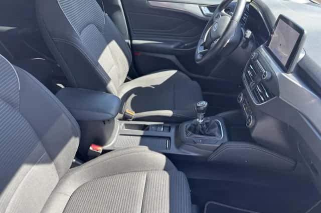 Ford Focus (2021) thumbnail 15