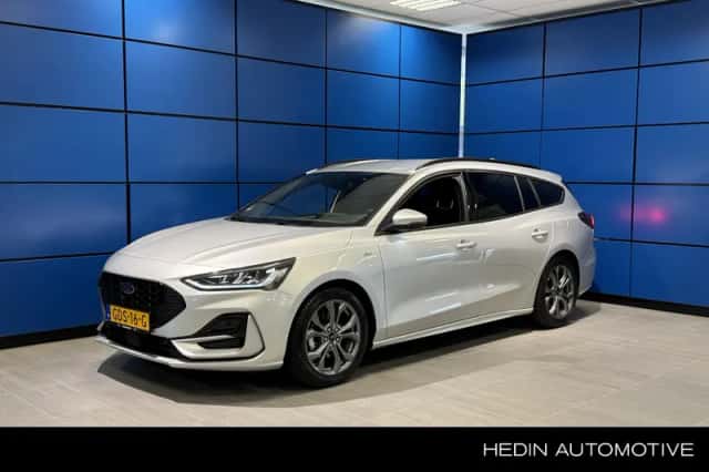 Ford Focus (2024) thumbnail 1