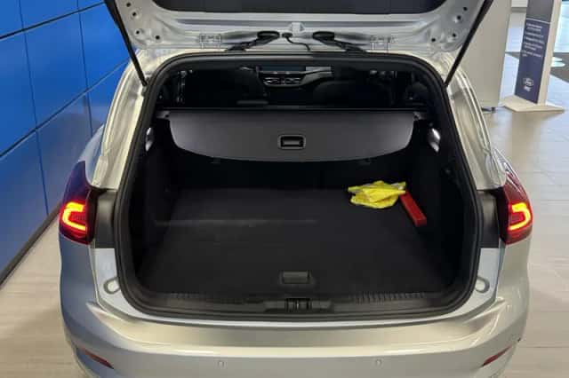 Ford Focus (2024) thumbnail 11