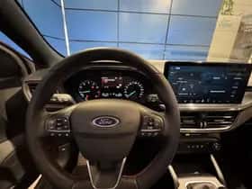 Ford Focus (2024) thumbnail 12