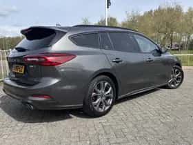 Ford Focus (2023) thumbnail 2