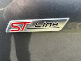 Ford Focus (2023) thumbnail 12