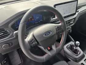 Ford Focus (2023) thumbnail 16