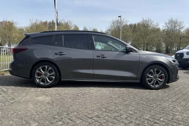 Ford Focus (2023) thumbnail 19