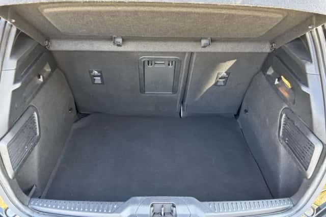 Ford Focus (2020) thumbnail 6
