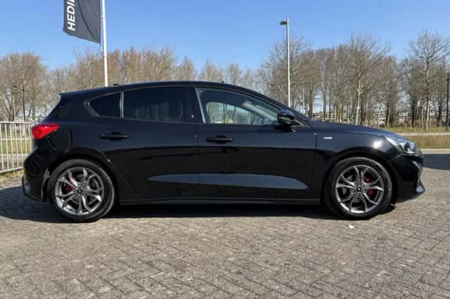 Ford Focus (2020) thumbnail 9