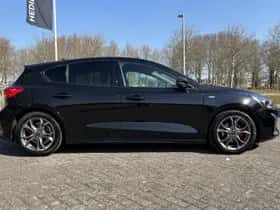 Ford Focus (2020) thumbnail 9