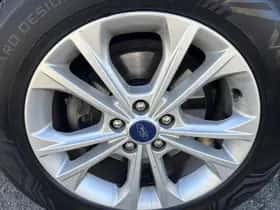 Ford Kuga (2019) thumbnail 13