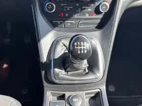 Ford Kuga (2019) thumbnail 19