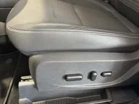 Ford Kuga (2019) thumbnail 5