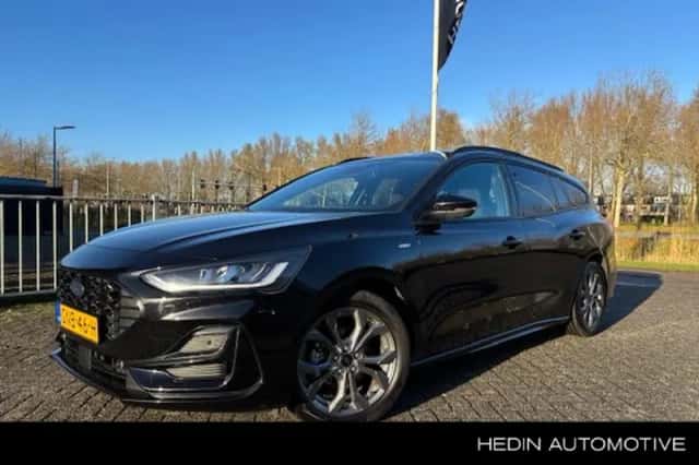Ford Focus (2024) thumbnail 1