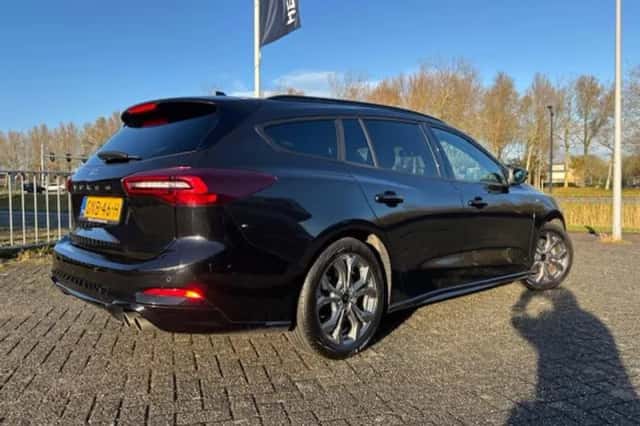Ford Focus (2024) thumbnail 2