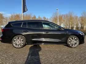Ford Focus (2024) thumbnail 9