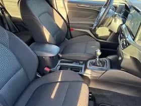 Ford Focus (2024) thumbnail 10