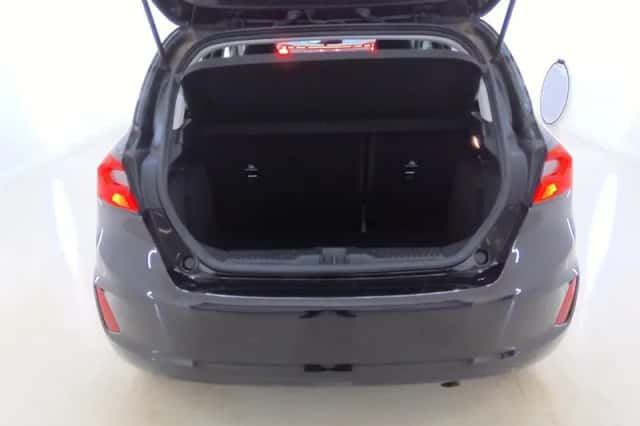 Ford Fiesta (2022) thumbnail 5