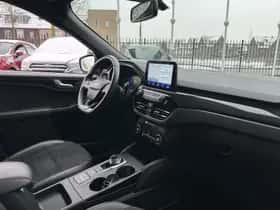 Ford Kuga (2021) thumbnail 3