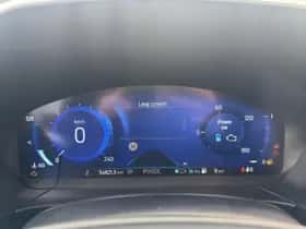 Ford Kuga (2022) thumbnail 10