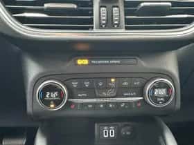 Ford Kuga (2022) thumbnail 12